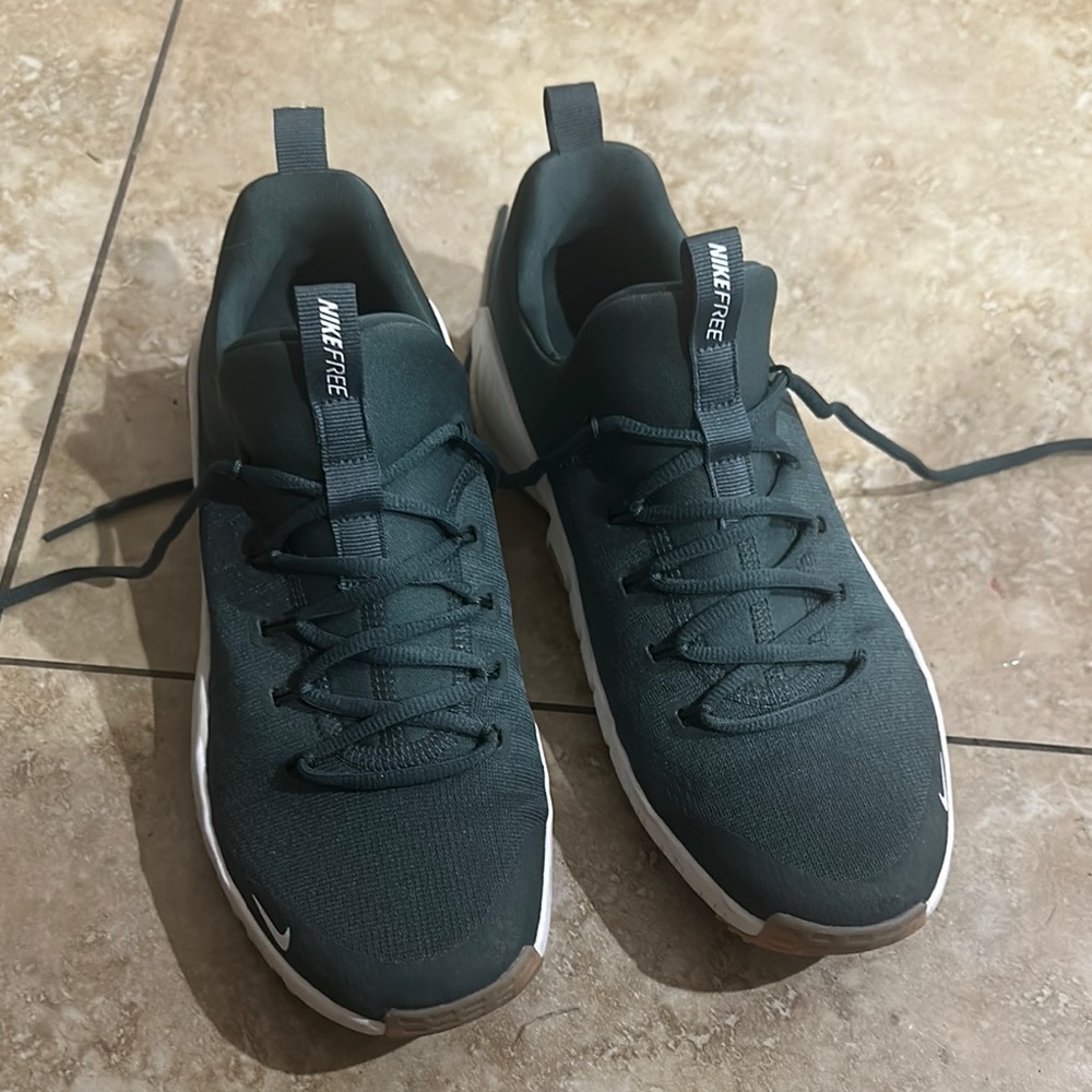 Nike Forest Green Athletic Shoes